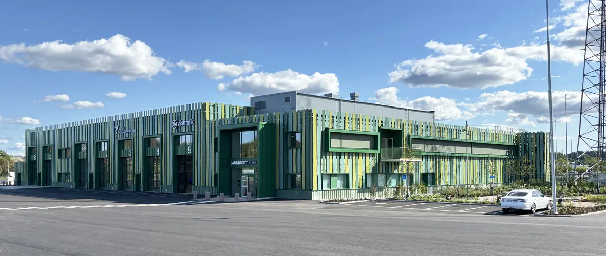 Bussdepå Radiomasten, Järnbrott